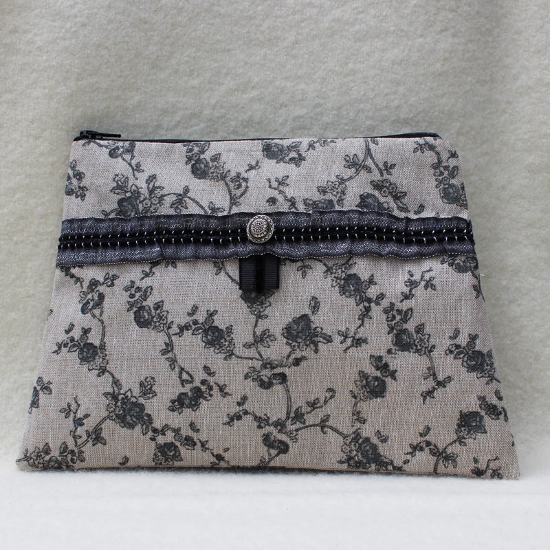 Kosmetiktasche mittel